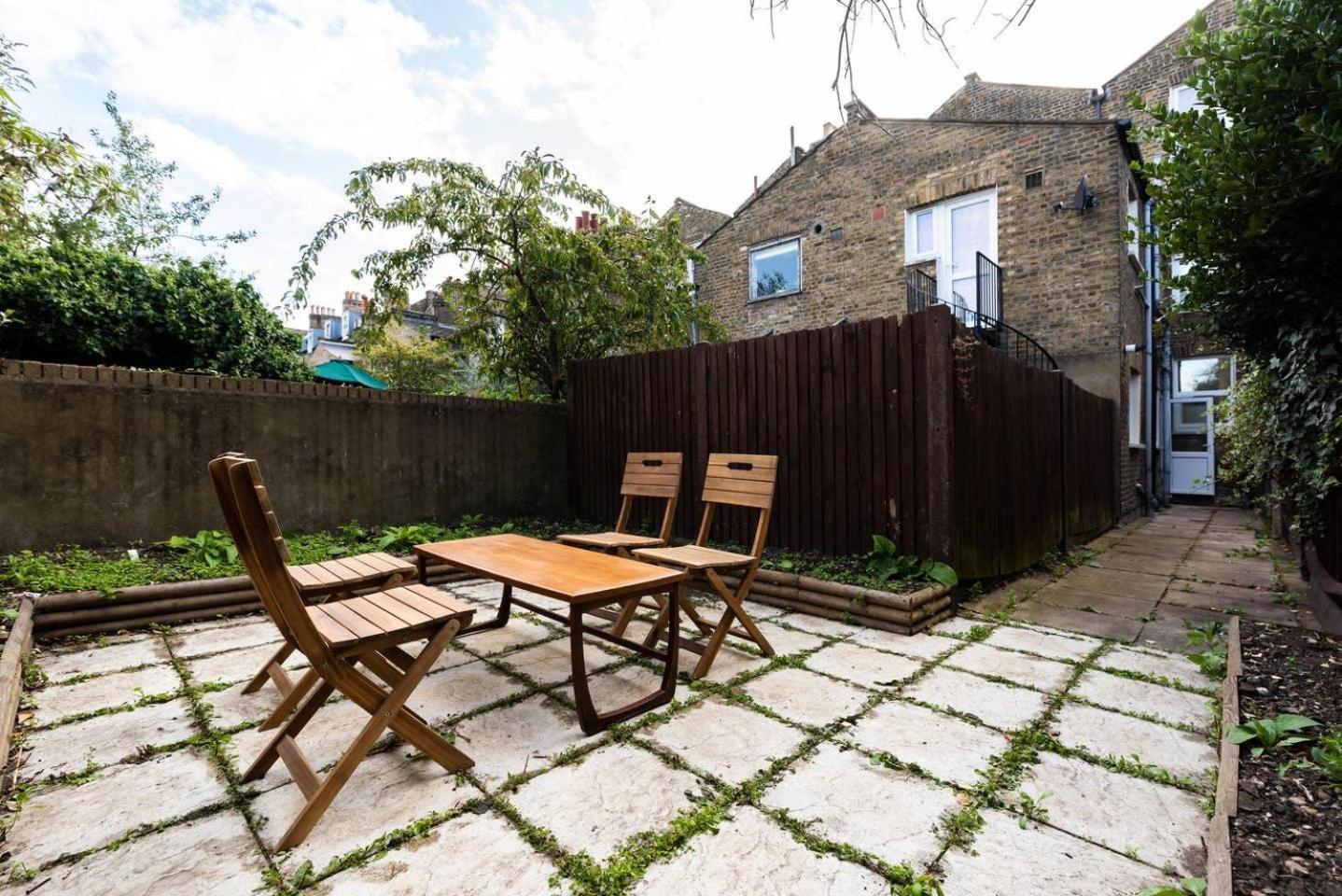 Lovely 2 Bedroom Garden Flat In Londres Exterior foto