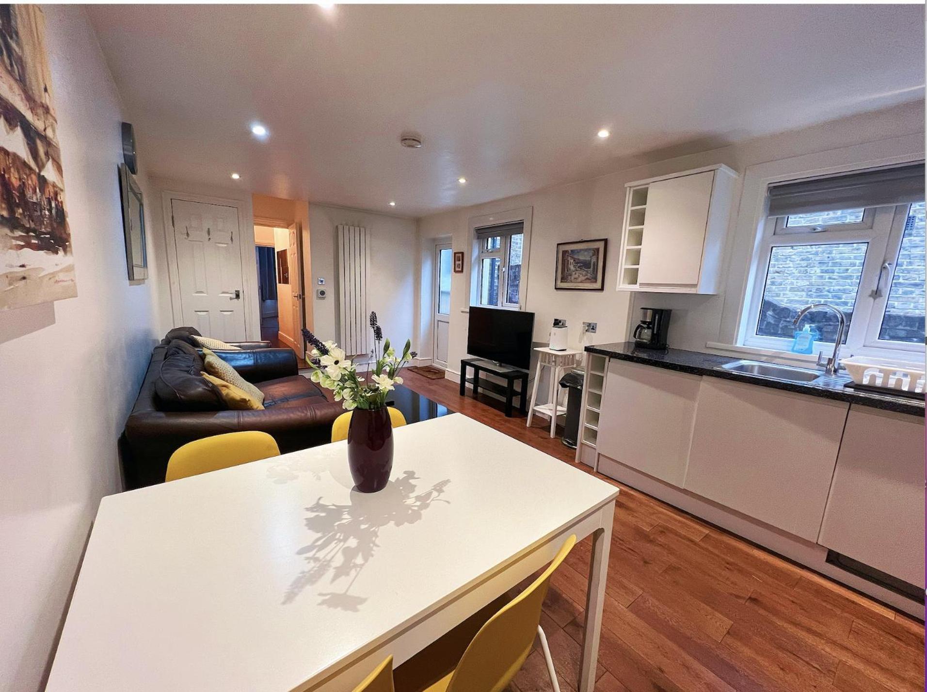 Lovely 2 Bedroom Garden Flat In Londres Exterior foto